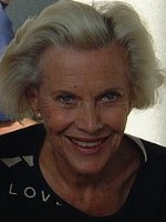 Honor Blackman